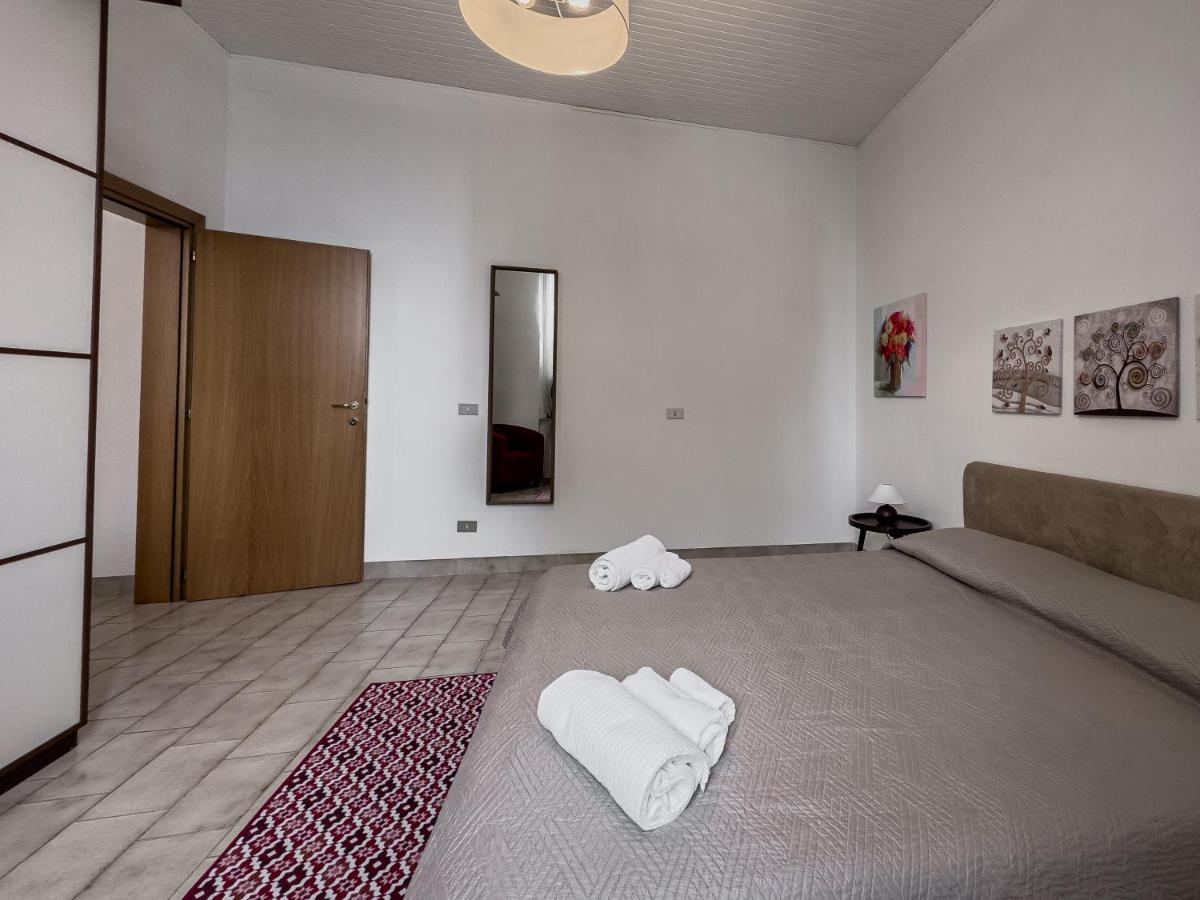 Realkasa Carracci Apartment Bologna Exterior foto